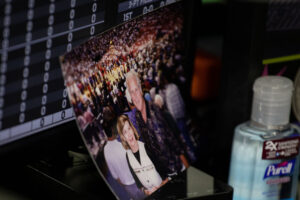 Jim Nantz put a picture of his mom Doris Nantz and dad Jim Nantz Jr. at his broadcast position at the Final Four. (Photo by F. Carter Smith)