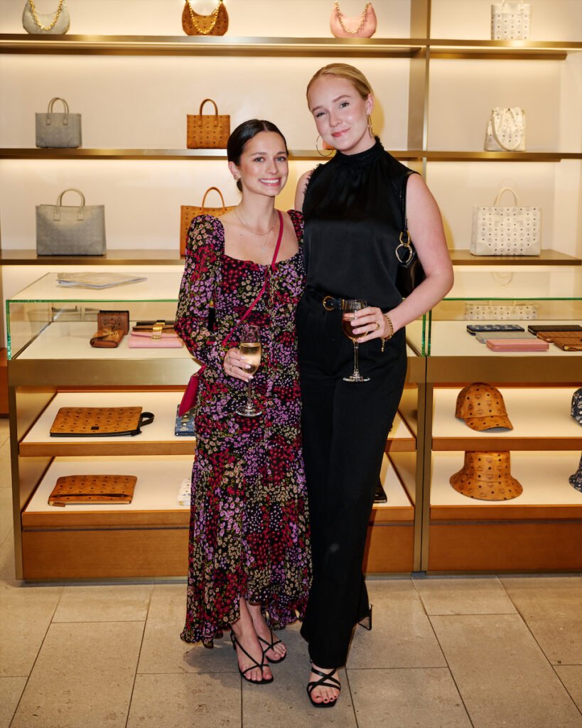 Olivia Ward, Anna Howell (Photo by Jonathan Zizzo)