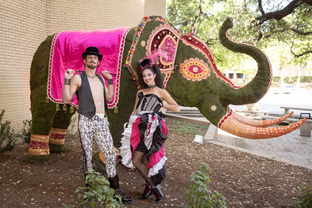 Performers greeted guests upon arrival to the Music Hall at Fair Park (Photo by Tamytha Cameron)
