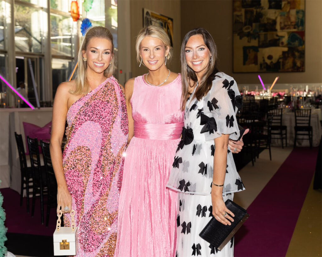Shelby Goff, Audrey Defforey, Holly Harris (Photo by Bruno Snap The Picture, Kaitlin Saragusa, BFA)