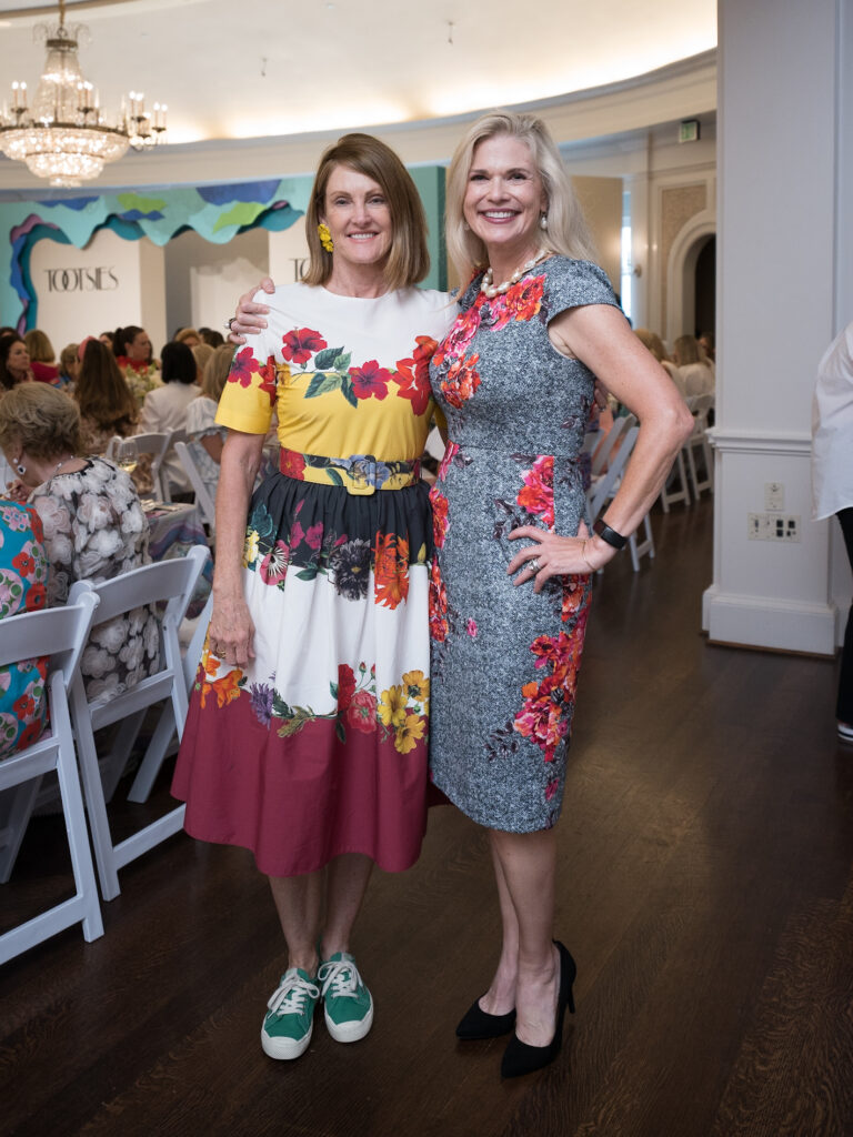 Stephanie Tsuru, Amy Pierce at the River Oaks Country Club tennis tournament luncheon. (Photo by Daniel Ortiz)