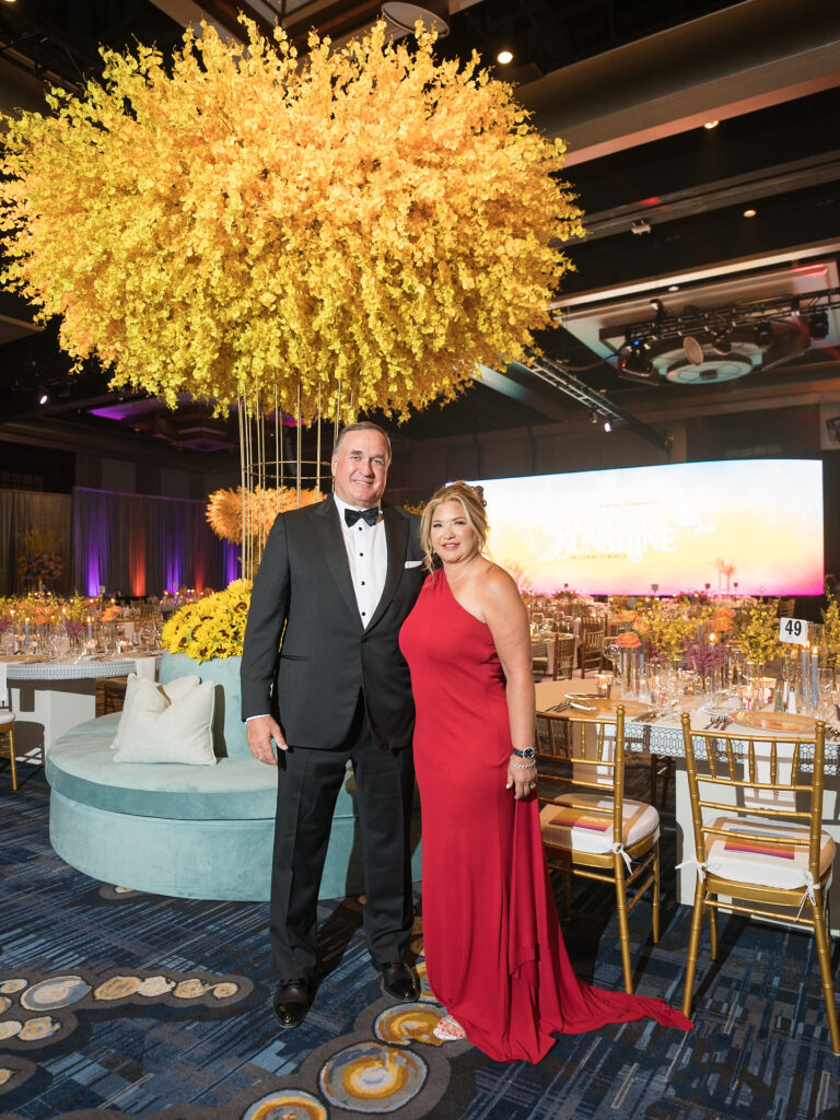 Steve & Leticia Trauber at the Memorial Hermann Foundation 'Walking on Sunshine Gala' spotlighting Life Flight  (Photo by Daniel Ortiz)
