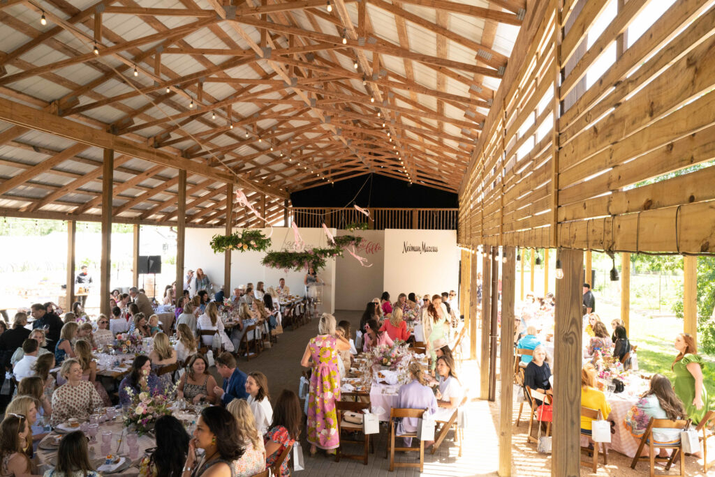 The Gathering Barn at the Recipe for Success Fashion in the Fields fundraiser. (Photo by Daniel Ortiz)