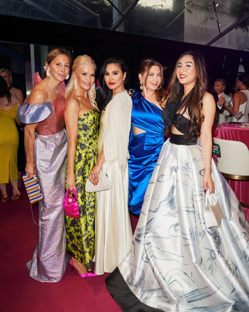 Lele Sadoughi, Missy Rogers Beck, Kira Kasrat, Rochelle Gores, Noa Dowl, Rebecca O’Neil 
 (Photo by Bruno Snap The Picture, Kaitlin Saragusa, BFA)