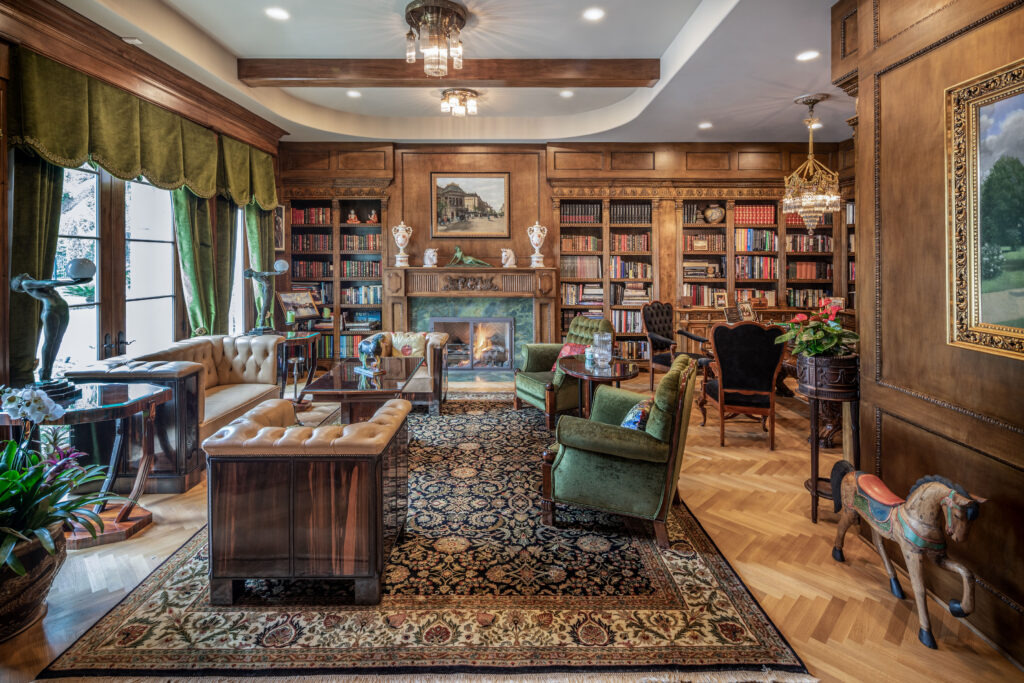 The study at 6 West Rivercrest in Briar Forest