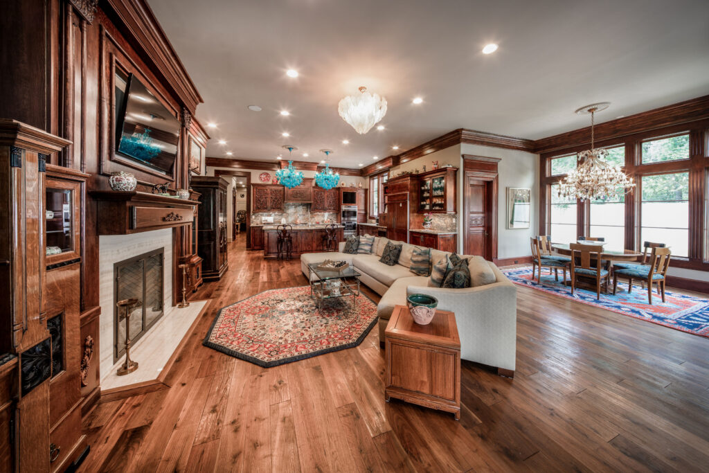 A family room at 6 West Rivercrest in Briar Forest
