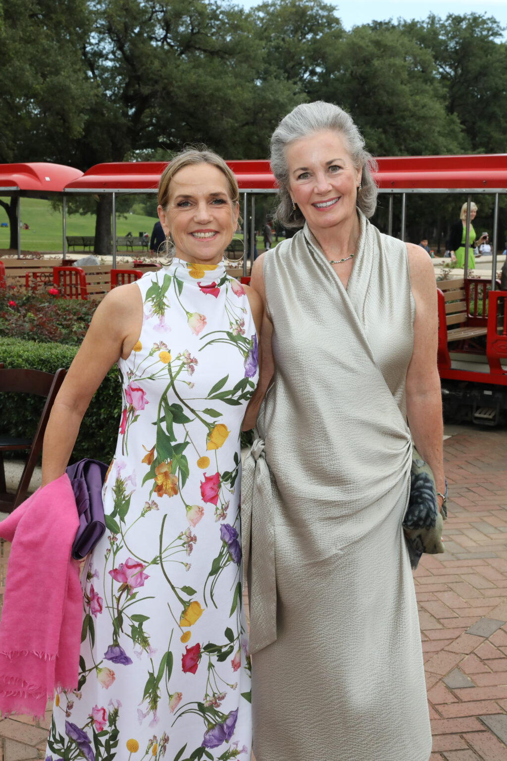 Soaking Rainstorm Can't Stop This 1 Million Houston Outdoor Night