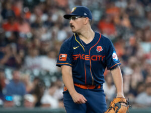 Houston Astros lost to the Minnesota Twins in extra innings at Minute Maid Park, after Jose Altuve’s grand slam provided a lead in the 7th inning