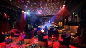 Babous hidden cocktail lounge in Hotel Swexan