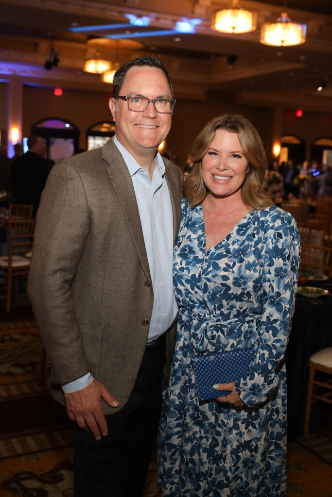 Carl Hahn & Casey Curry at the Child Advocates benefit dinner. (Photo by Priscilla Dickson)