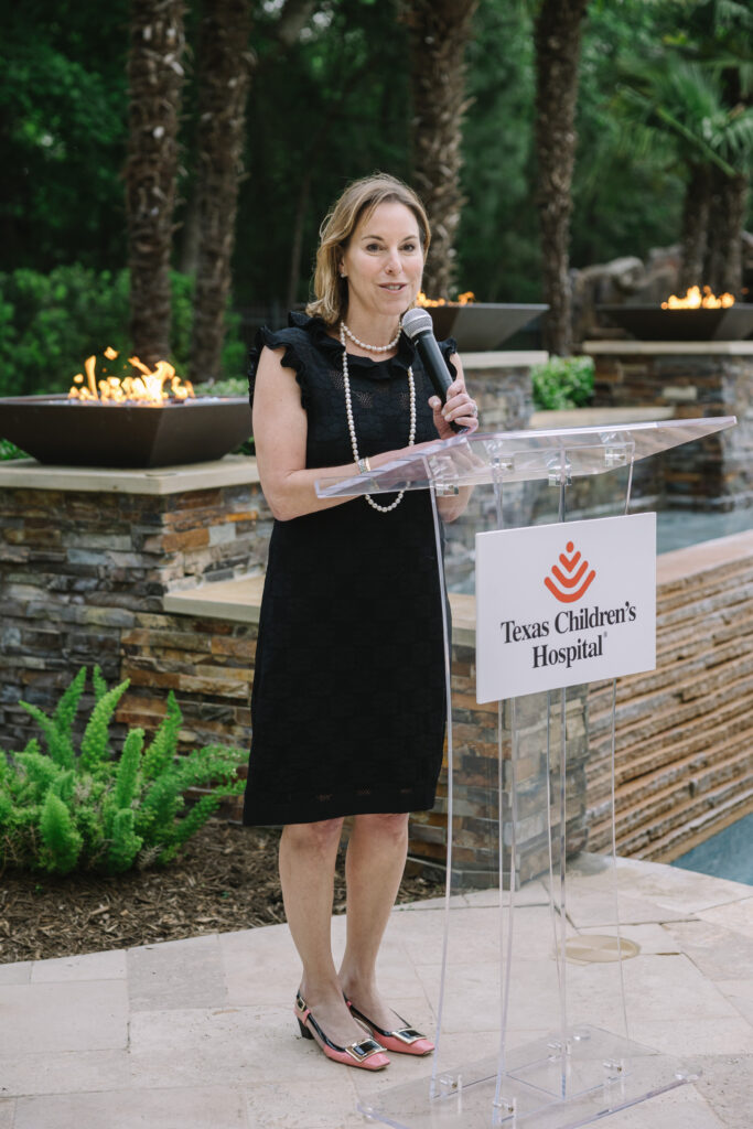 Dr. Debbie Sukin updated everyone on The Duncan Neurological Research Institute's latest advancements. (Photo by Johnny Than)