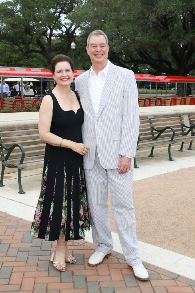 Honoree Doreen Stoller & Daniel J. Piette at the Hermann Park Conservancy's Evening in the Park. (Photo by Priscilla Dickson)