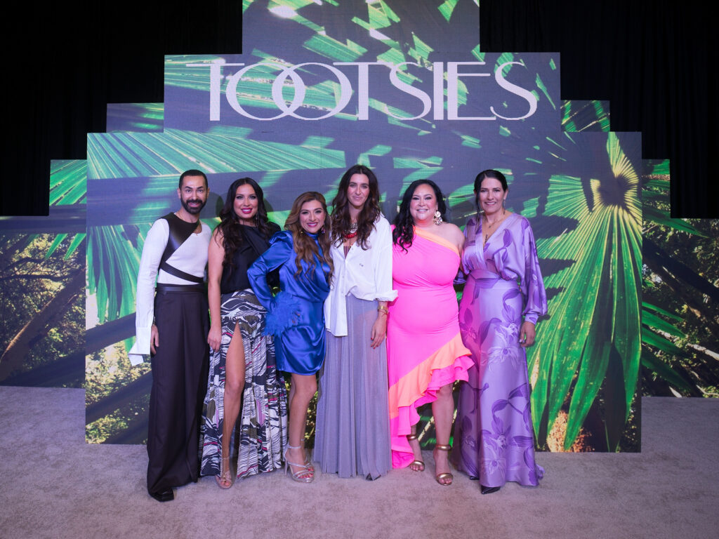 Fady Armanious, Vicky Dominguez, Jolene Trevino, Sandra Weil, Vicki Luna, Marianellys Noble photo by Daniel Ortiz