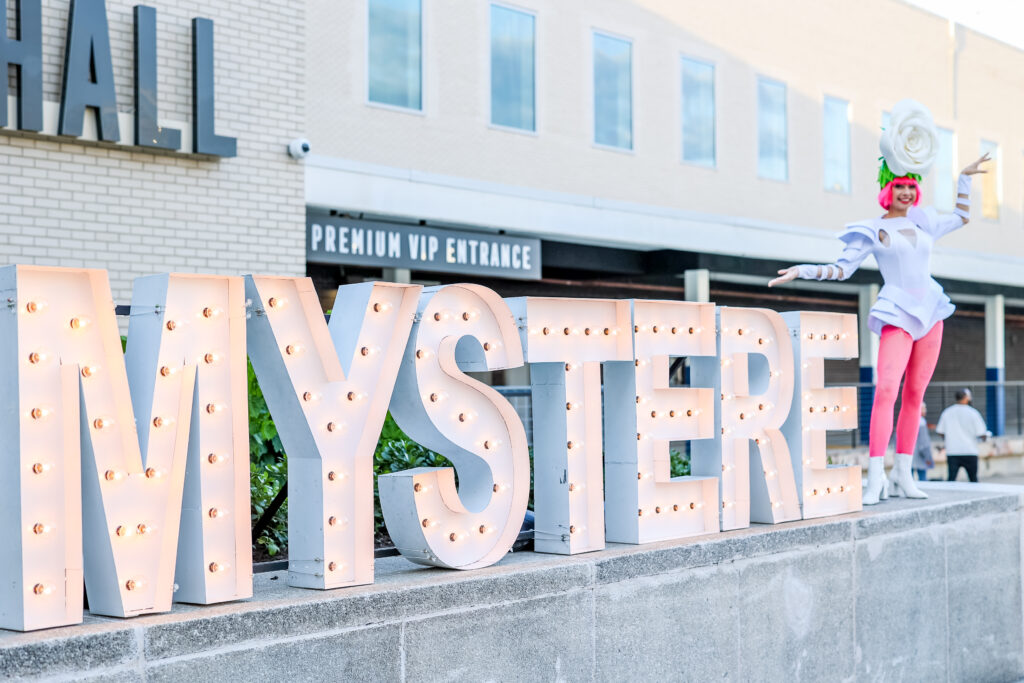 The Children's Fund gala, 'An Evening of Mystère!,' presented by Bayou City Energy and MACH Resources (Photo by Gilded Sun)