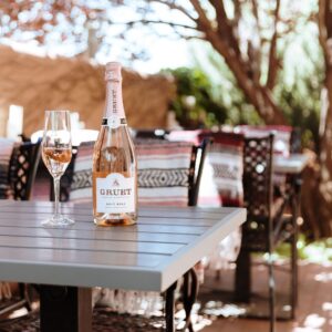 NM – Gruet Winery is produces French style sparkling wines with multiple vineyards across New Mexico.