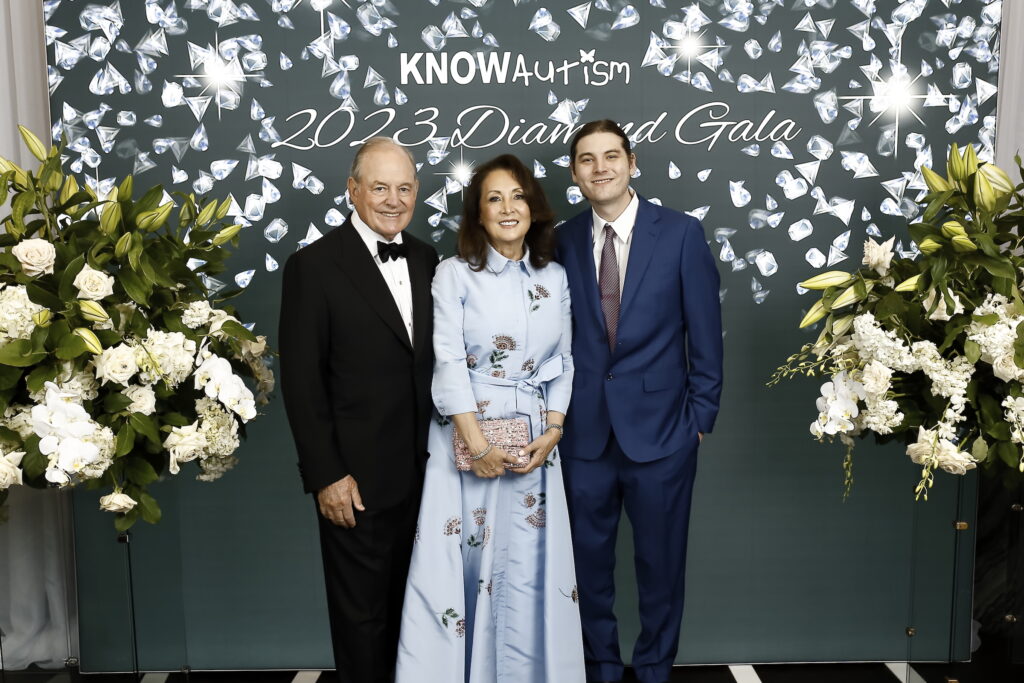 Honorees Paul & Penny Loyd with Jack Stern at the KNOWAutism 10th anniversary gala (Photo by Quy Tran)