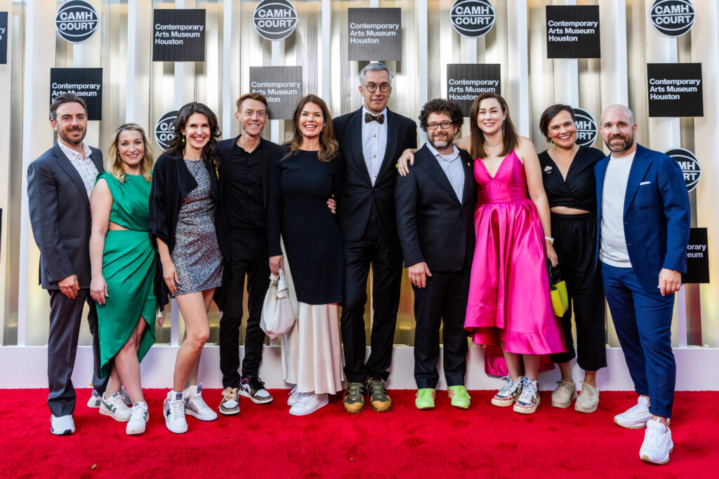 Stephen & Kim Benigno, Meredith & Josh McWilliams, Jessica Phifer, Ognjen Miljanic, Erick & Mara Calderon, Sarah Labowitz, Peter Molick at CAMH Ball (Photo by Emily Jaschke)