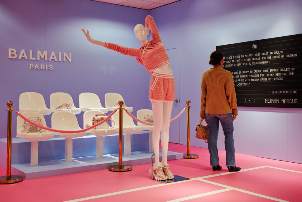 Mannequins at the Summer Set activation (Photo by Neiman Marcus)