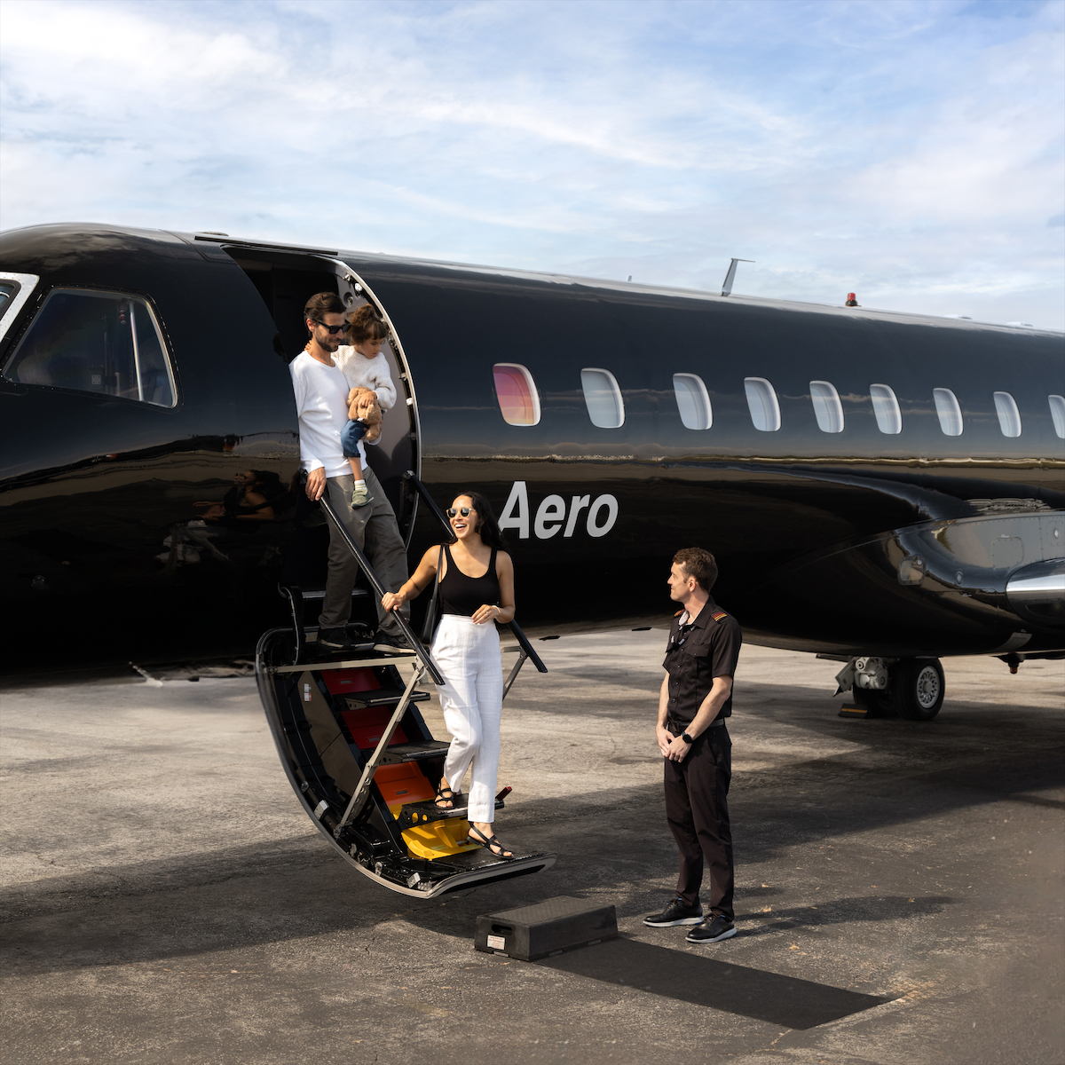 aero-semi-private-jet.jpg