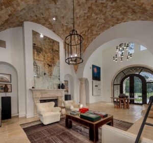 2 Electra Circle formal dining