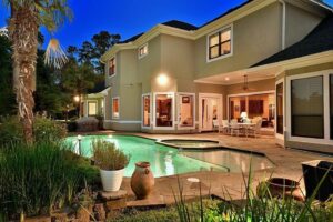 30 Cape Jasmine pool