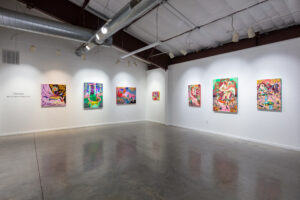 ALH_BigChickenandBabyBird_4 (Photo by Alex Barber, Courtesy of Art League Houston)