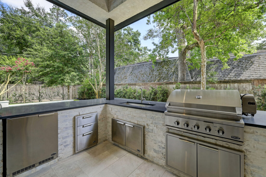  The summer kitchen at 410 Coachman in Bunker Hill(Photo by TK Images)