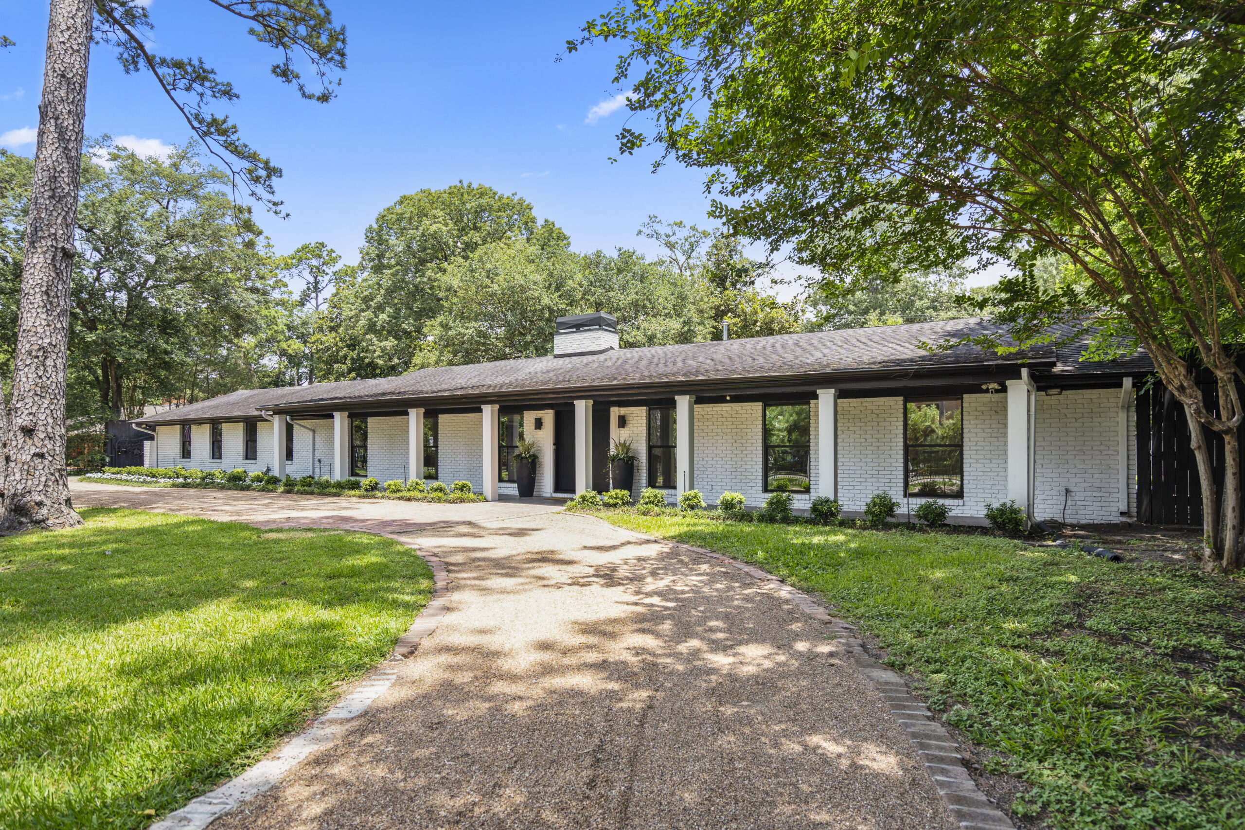 Former Houston Astro Yuli Gurreal called this mid-century modern ranch-style Houston home until he signed a free agent deal with the Miami Marlins. (Photo by Turnkey Visuals)