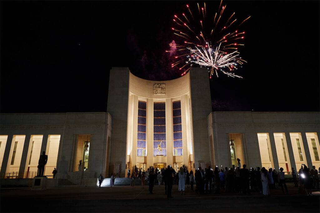 Hall of State fireworks (Photo by Jonathan Zizzo)