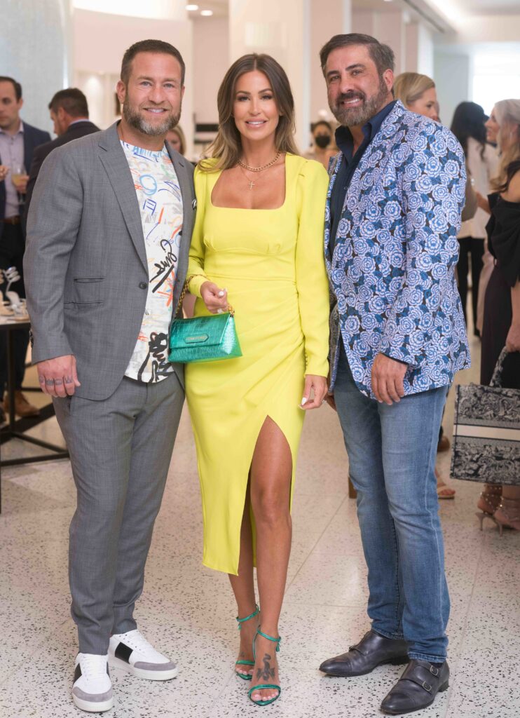 Josh & Trish Weisman, Andy Aweida at The Arts of Healing Foundation's Women in Medicine fashion event (Photo by Daniel Ortiz)