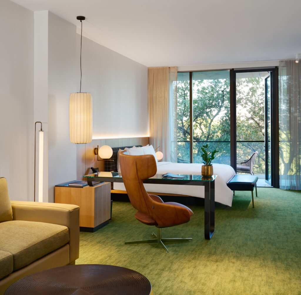 A modern esthetic combines with luxury comforts in The Loren at Lady Bird Lake. (Photo by Casey Woods)