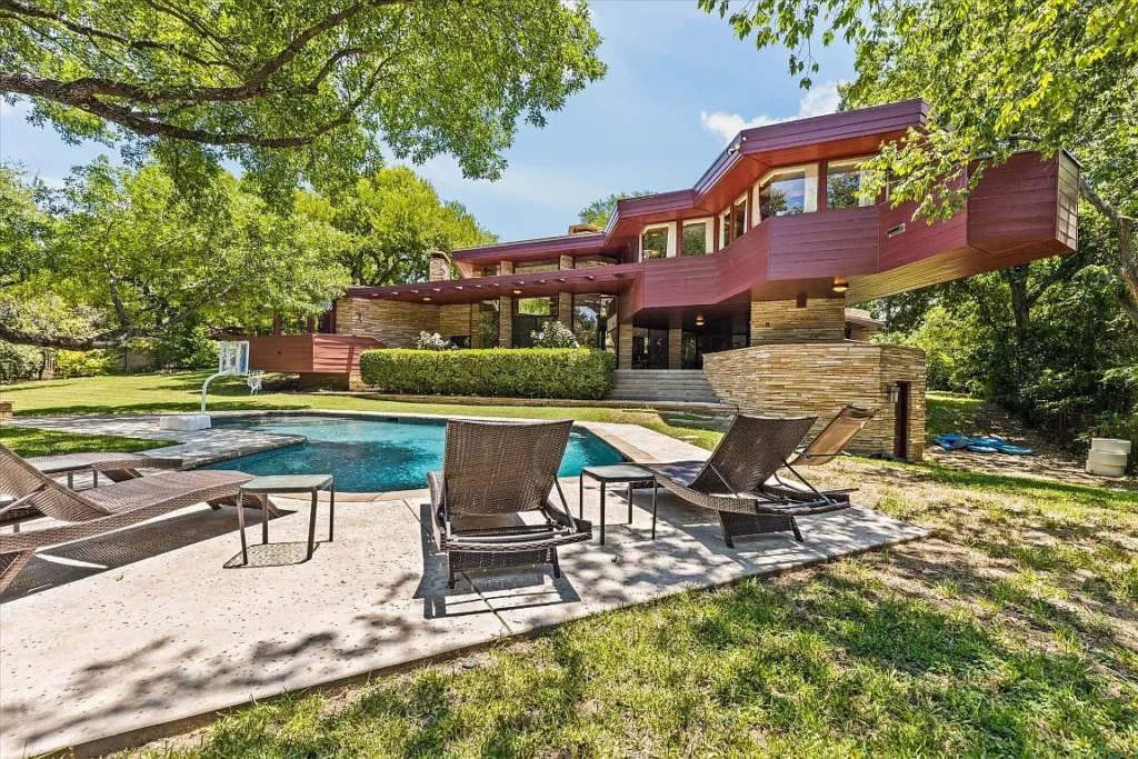 Brachman – One of Fort Worth’s mid-century treasures has a $4.2 million asking price