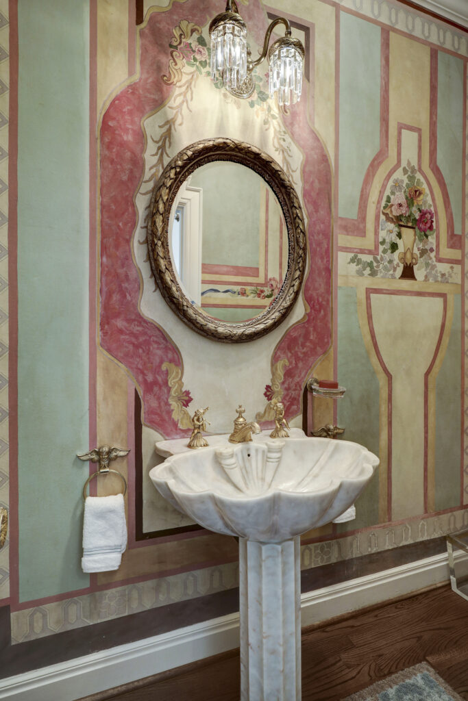 The powder room in the Birdsall Briscoe home at 3425 Sleepy Hollow Court in River Oaks. (Photo by TK Images/Courtesy of Compass)