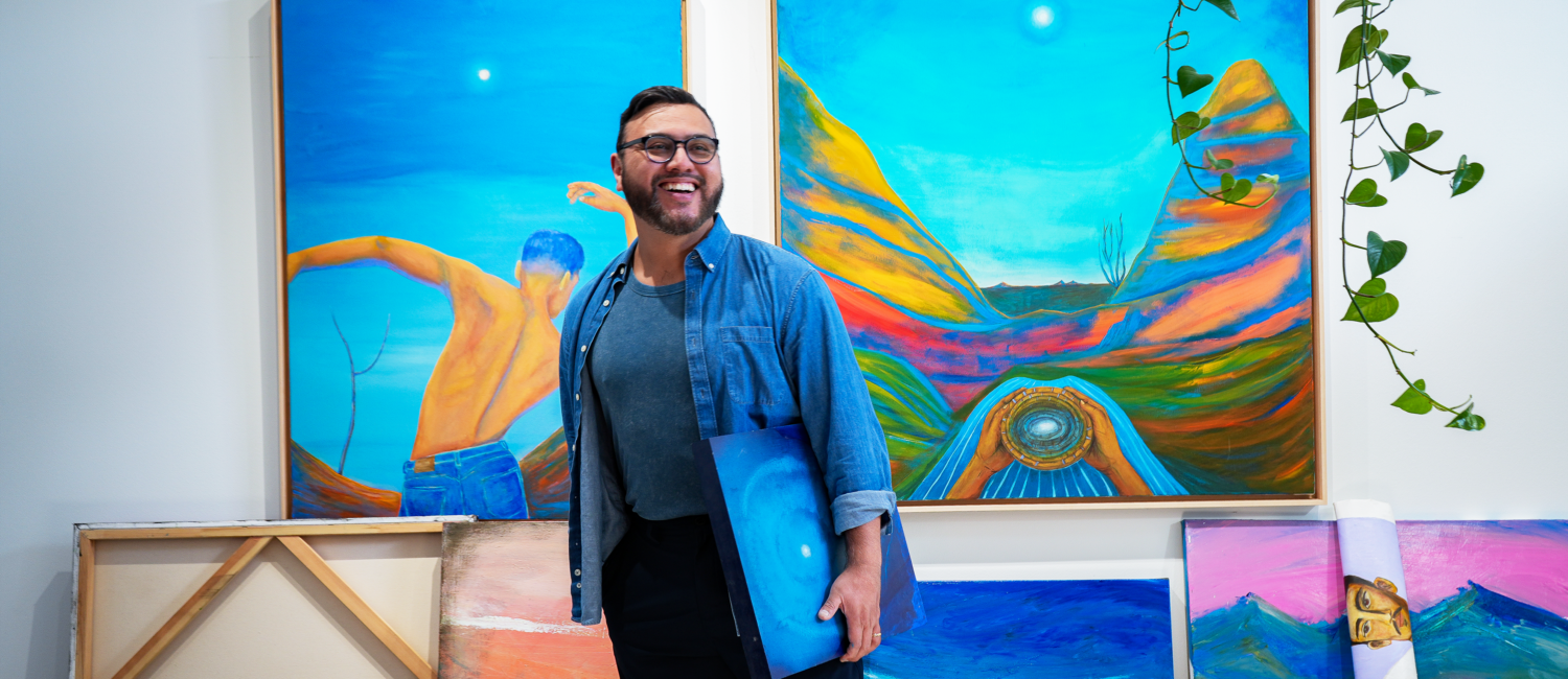 Houston artist Hugo Pérez in studio (Photo by Stephanie Beltran)