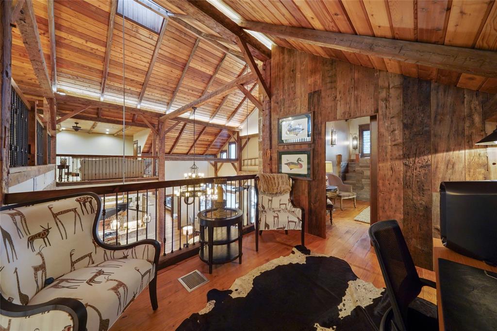 The second floor at 9144 Escondido Drive on Lake Conroe. (Photo by EmoMedia/Compass)