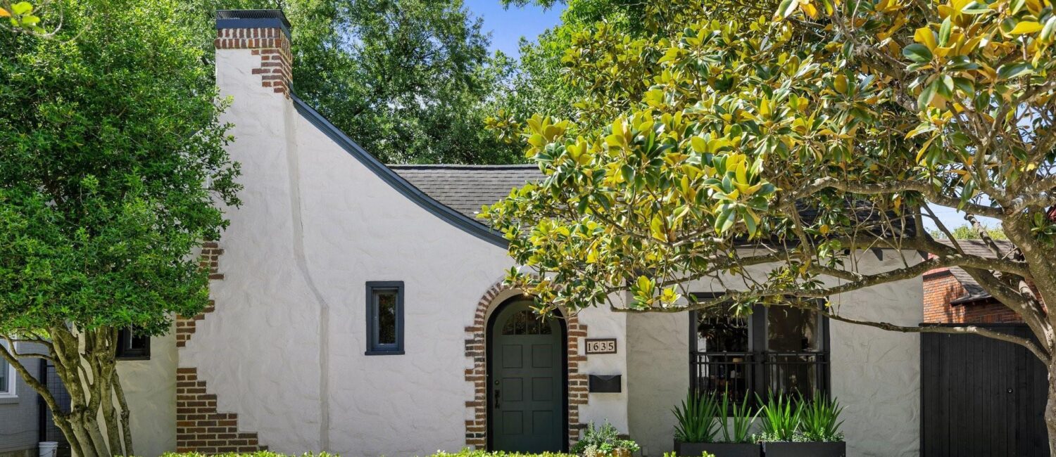 The curb appeal of the 1930's bungalow at 1635 Hawthorne in Montrose is undeniable. (Photo by Josh Gremillion for Martha Turner Sotheby's International Realty )