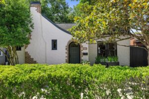 The curb appeal of the 1930's bungalow at 1635 Hawthorne in Montrose is undeniable. (Photo by Josh Gremillion for Martha Turner Sotheby's International Realty )