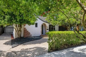12321312(34) (Photo by Josh Gremillion for Martha Turner Sotheby's International Realty )