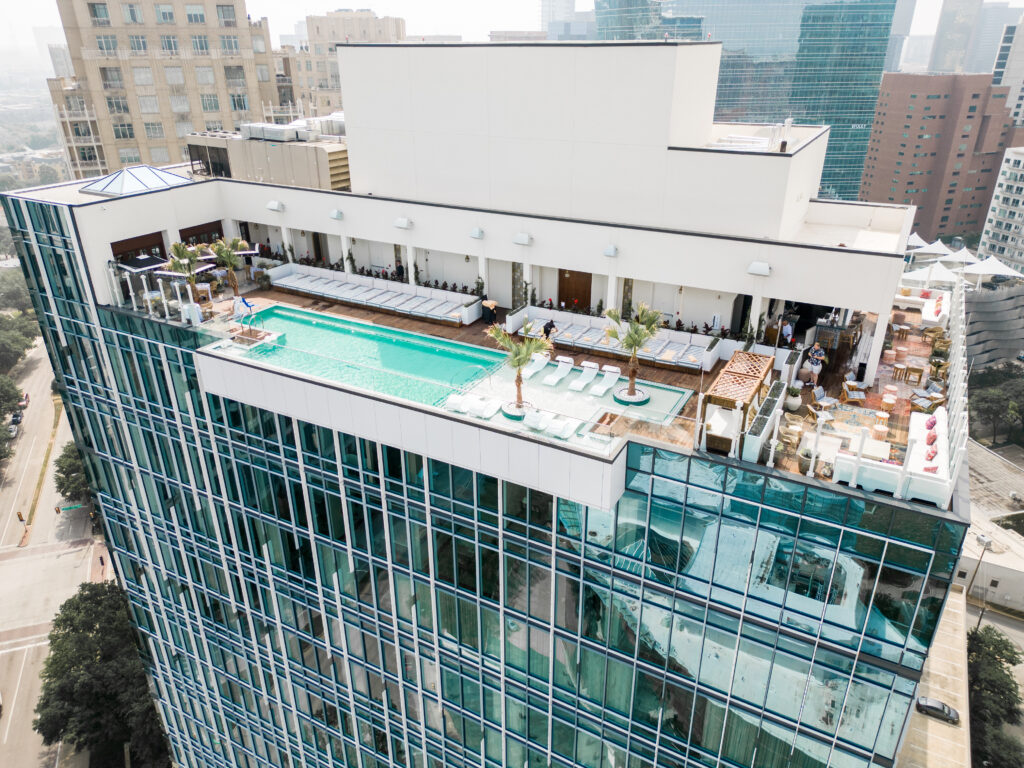 A view of Hotel Swexan's rooftop pool and bar. (Photo by Kathy Tran)