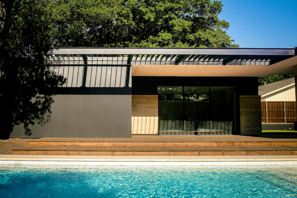 A modern home off Royal Lane by AMDG Studio (photo by Dan Finnell)