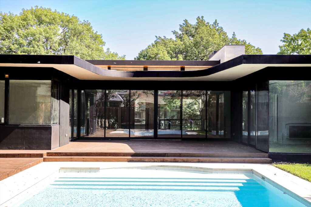 A modern home off Royal Lane by AMDG Studio (photo by Dan Finnell)