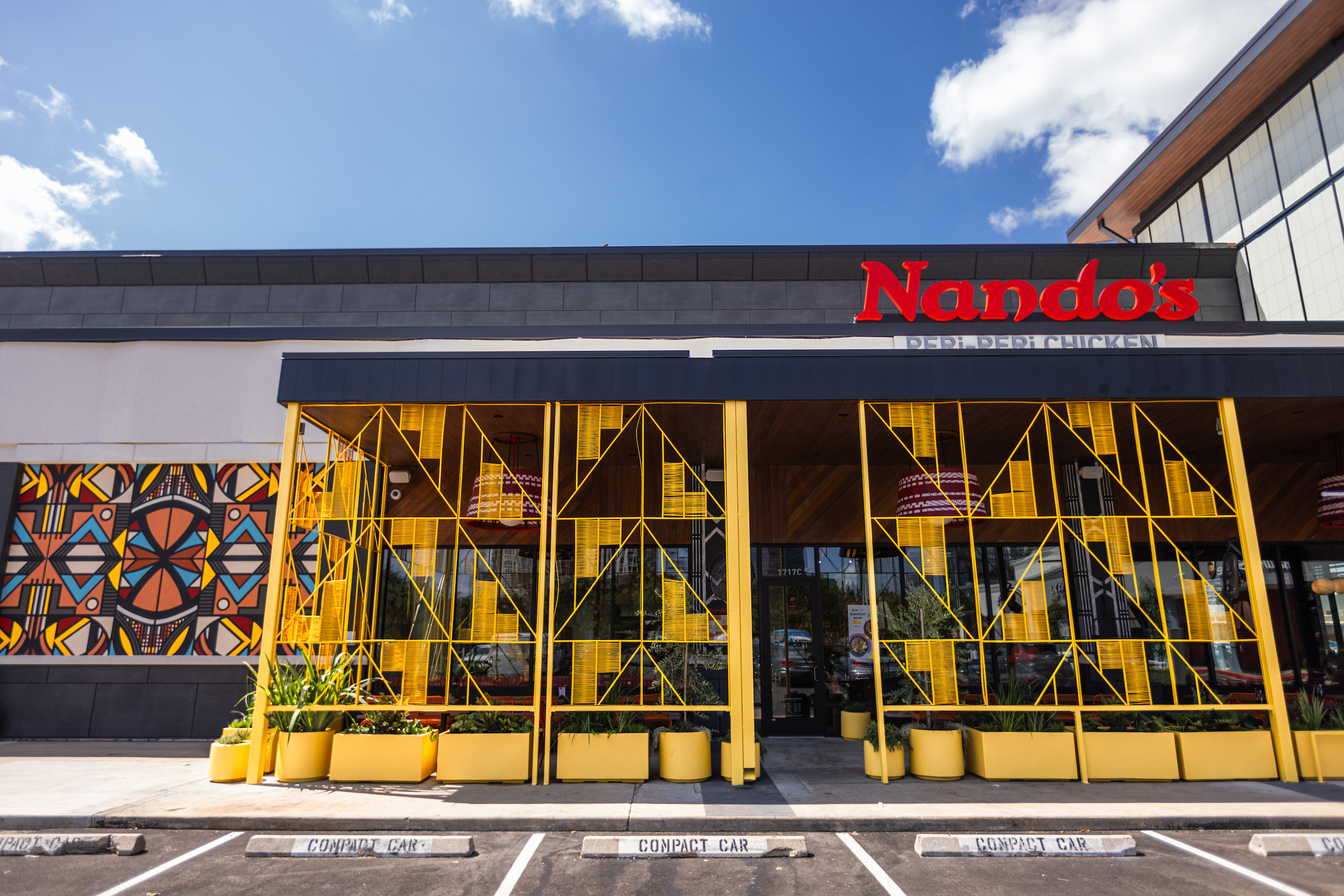 The exterior of Nando’s PERi-PERi