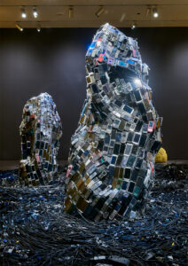 Jean Shin, Huddled Masses. Courtesy of Kevin Candland and The Asian Art Museum