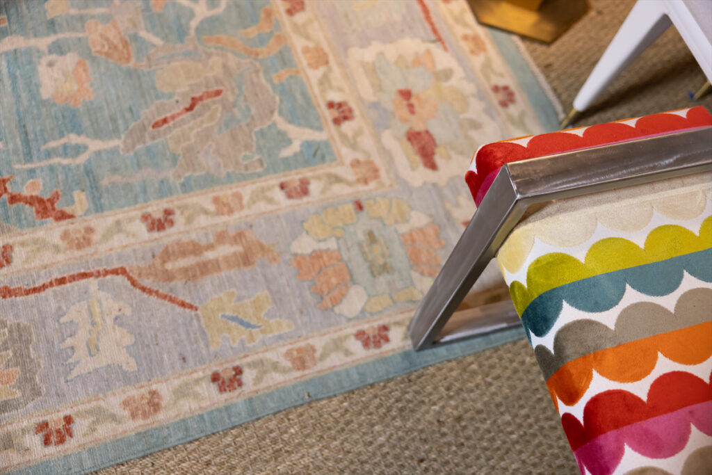 Rug details in the Roz Murphy Design vignette at Thrift Studio 2023.  (Photo by Aaron Dougherty)