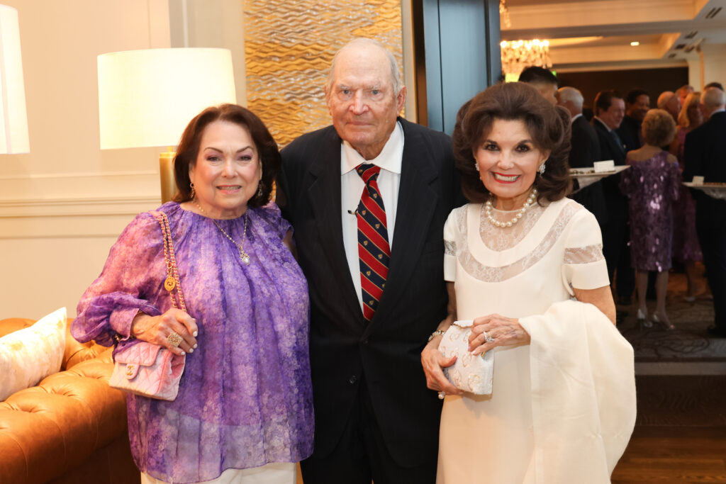 Rose Cullen, Dr. Walter & Linda McReynolds at the Lynn & Oscar Wyatt birthday/wedding anniversary celebration at the Houston Petroleum Club. (Photo by Priscilla  Dickson)