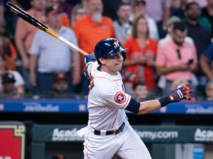 Astros Mauricio Dubon drives in the game winning run in the bottom of the 9th inning to beat the Baltimore Orioles 2-1 at Minute Maid Park