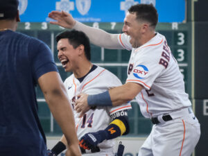 Astros Mauricio Dubon drives in the game winning run in the bottom of the 9th inning to beat the Baltimore Orioles 2-1 at Minute Maid Park