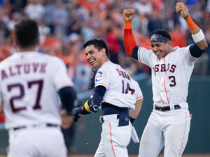 Astros Mauricio Dubon drives in the game winning run in the bottom of the 9th inning to beat the Baltimore Orioles 2-1 at Minute Maid Park