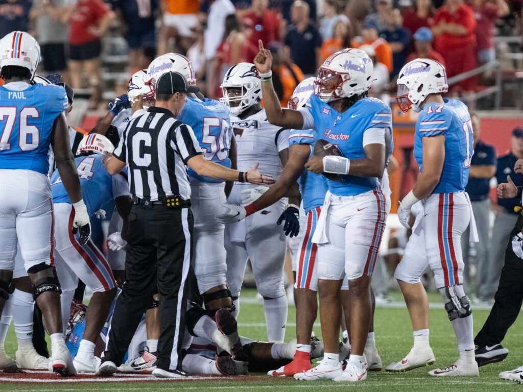 University of Houston quarterback Donovan Smith wants to be part of a lot of wins. (Photo by F. Carter Smith)