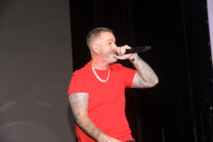 Paul Wall brought the UH crowd to its feet. (Photo by Eddy Matchette/Courtesy UH Athletics)